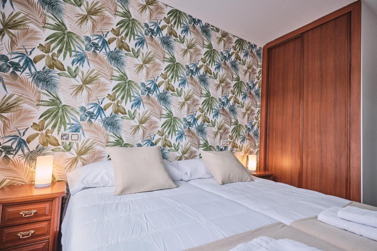 Peregrina Pension 5 Педрусо Экстерьер фото